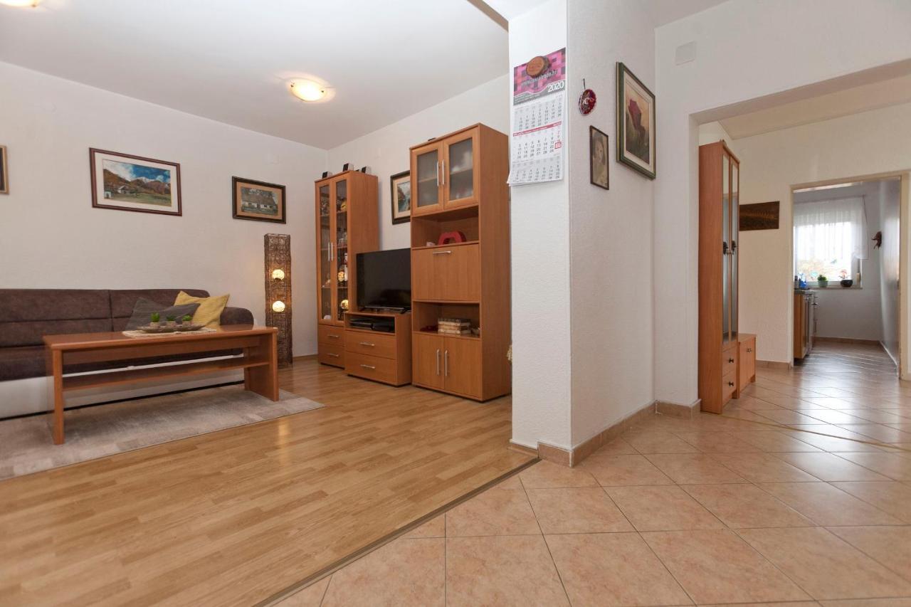 Apartman Nade Pola Esterno foto