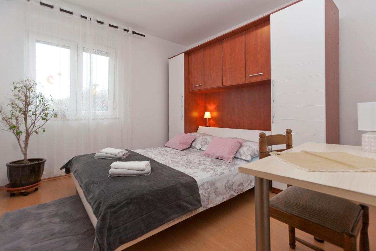 Apartman Nade Pola Esterno foto